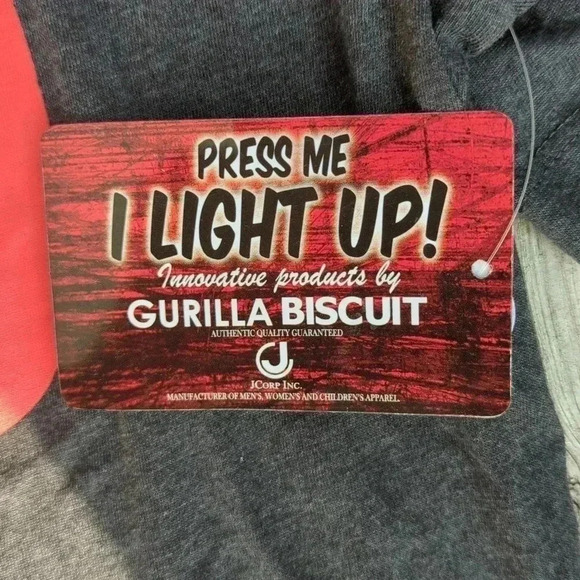 SuperSanta Tee with lights - Picture 2 of 8